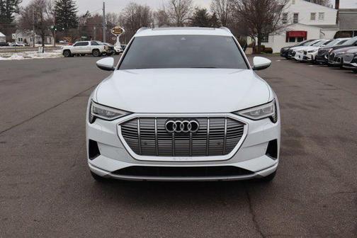 2021 Audi e-tron Premium