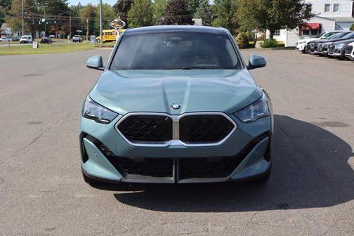 2025 BMW X2 xDrive28i