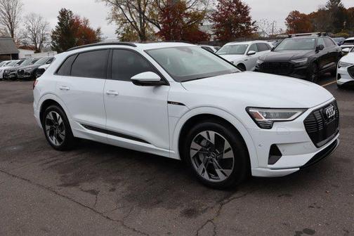 2021 Audi e-tron Premium