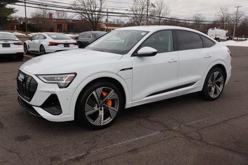 2022 Audi e-tron Sportback S line Prestige