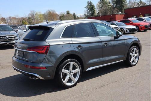 Daytona Gray Pearl Effect 2022 Audi SQ5 3.0T Premium