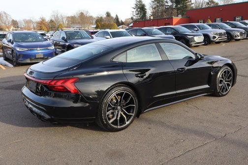 2022 Audi e-tron GT Prestige