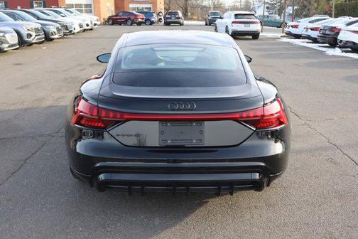 2022 Audi e-tron GT Prestige