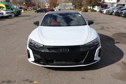 2022 Audi e-tron GT Premium Plus