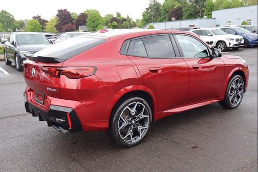 Vegas Red Metallic 2025 BMW X2 M35i