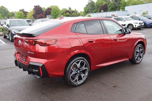 Vegas Red Metallic 2025 BMW X2 M35i