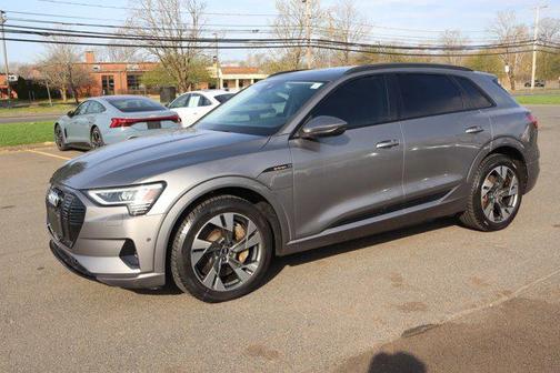 2021 Audi e-tron Premium