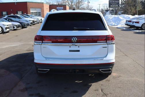 Opal White Pearl 2024 Volkswagen Atlas 2.0T SEL