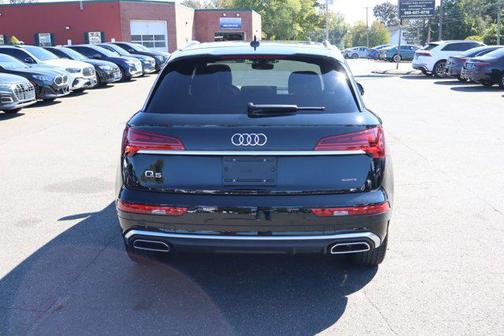 2023 Audi Q5 45 S line Premium Plus