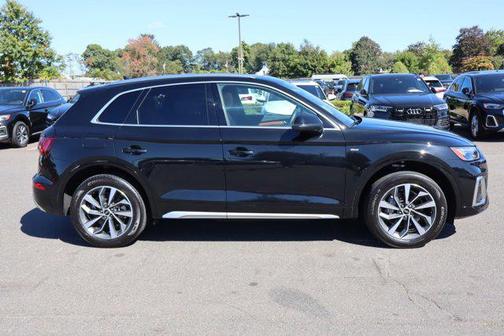 2023 Audi Q5 45 S line Premium Plus