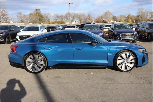 Ascari Blue Metallic 2022 Audi e-tron GT Prestige