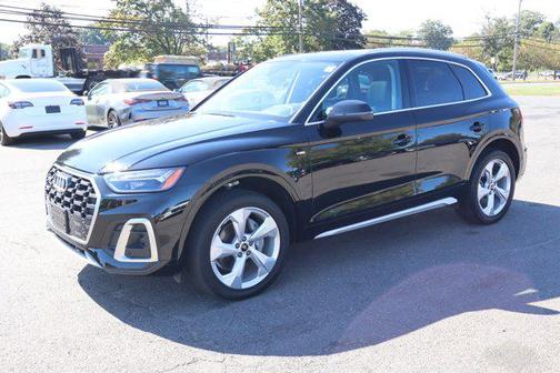 2023 Audi Q5 45 S line Premium Plus