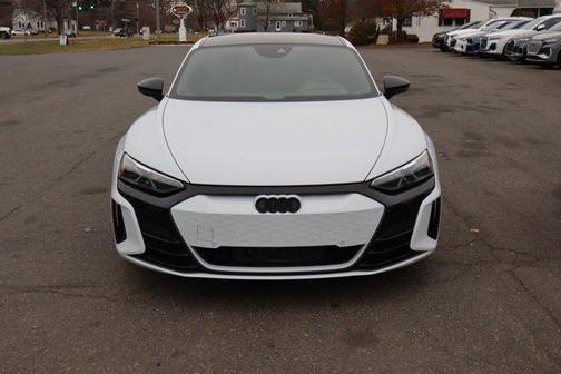 2023 Audi e-tron GT Prestige quattro