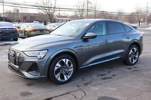 2022 Audi e-tron Sportback S line Premium