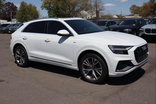 Glacier White Metallic 2021 Audi Q8 55 Premium Plus