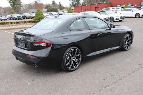 2024 BMW 230 i xDrive