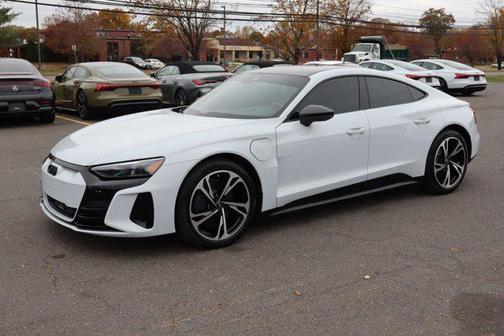 2023 Audi e-tron GT Premium Plus quattro