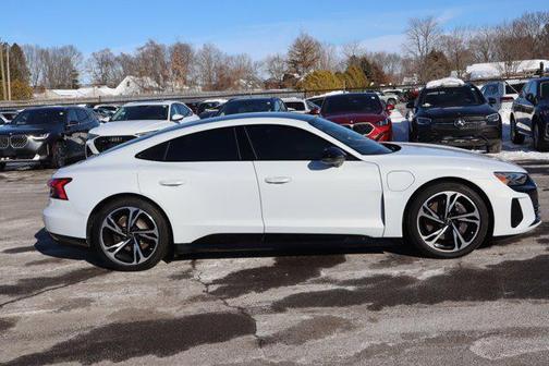 2023 Audi e-tron GT Premium Plus quattro