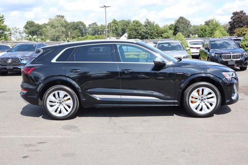 2022 Audi e-tron S Premium Plus