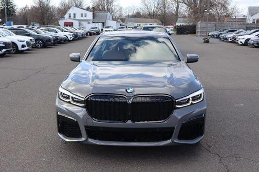 2022 BMW 750 i xDrive