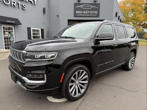 Diamond Black Crystal Pearlcoat 2022 Jeep Grand Wagoneer Series II 4x4
