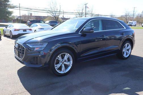 Waitomo Blue Metallic 2023 Audi Q8 55 Prestige