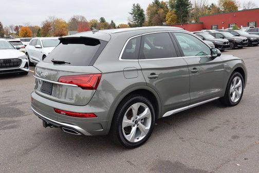 2023 Audi Q5 45 S line Premium Plus