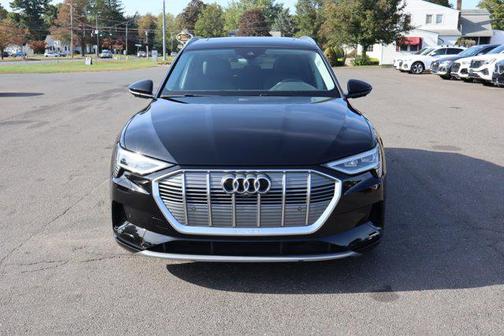 2021 Audi e-tron Premium Plus