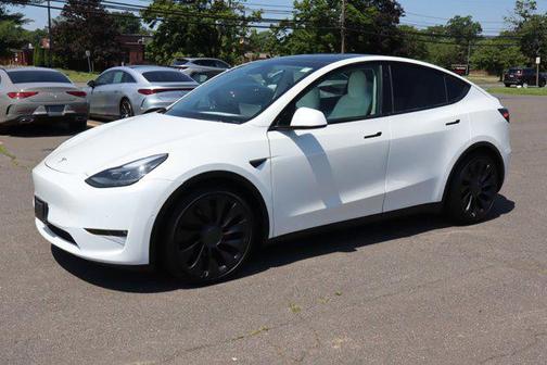 2022 Tesla Model Y Performance Dual Motor All-Wheel Drive