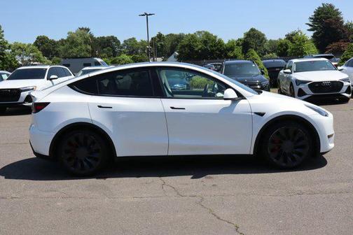 2022 Tesla Model Y Performance Dual Motor All-Wheel Drive