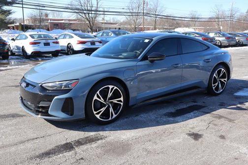 2022 Audi e-tron GT Prestige