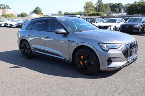 2021 Audi e-tron Premium