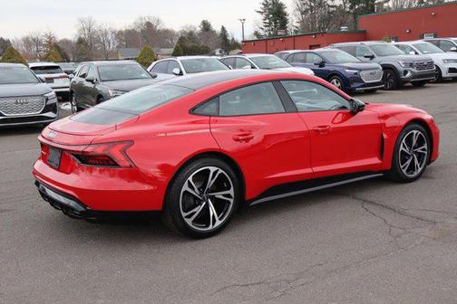 2022 Audi e-tron GT Prestige