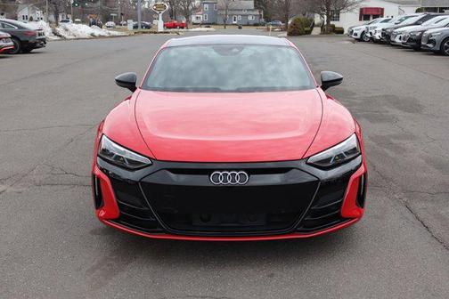 2022 Audi e-tron GT Prestige