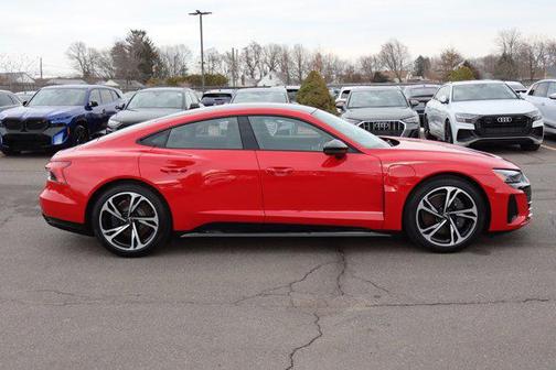 2022 Audi e-tron GT Prestige