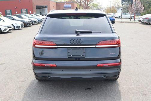 2021 Audi Q7 55 Prestige