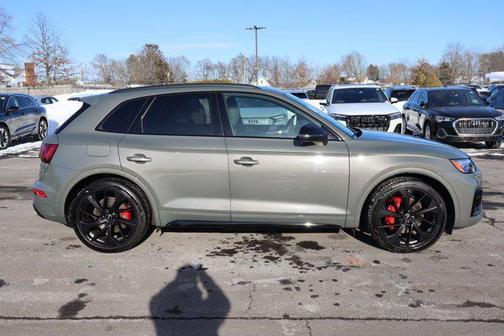 2025 Audi SQ5 3.0T Premium Plus