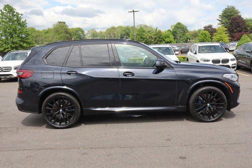 2021 BMW X5 M50i