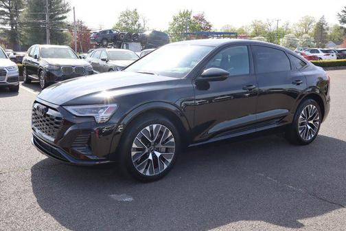 2024 Audi Q8 e-tron Prestige