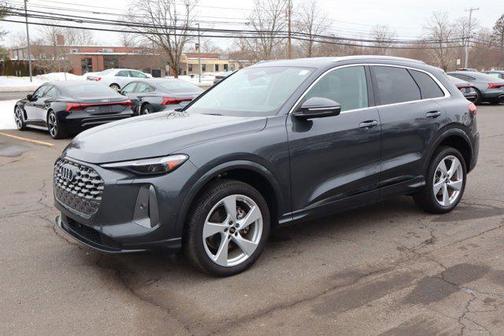 2025 Audi Q5 Premium Plus TFSI quattro S tronic