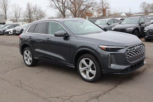 2025 Audi Q5 Premium Plus TFSI quattro S tronic