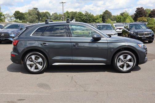 2023 Audi Q5 40 Premium Plus