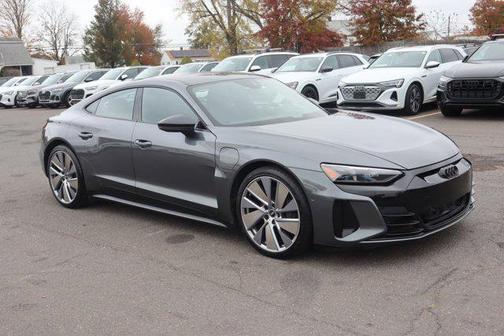 2022 Audi e-tron GT Prestige