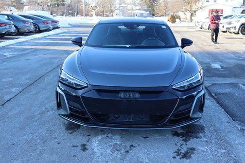 2022 Audi e-tron GT Prestige