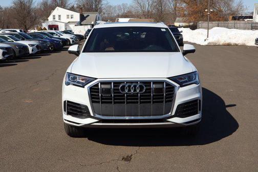 2022 Audi Q7 55 Premium Plus