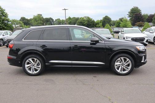 2021 Audi Q7 55 Premium