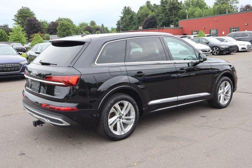 2021 Audi Q7 55 Premium