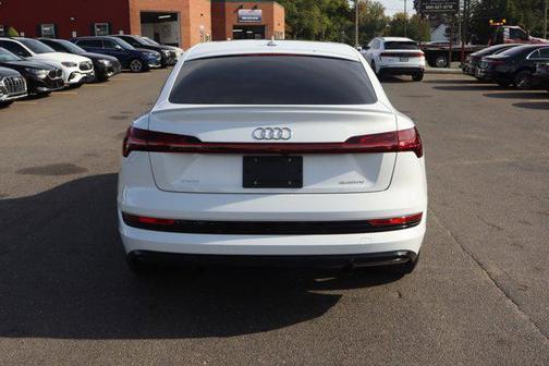 2022 Audi e-tron Sportback S line Premium