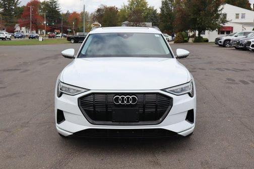 2021 Audi e-tron Premium
