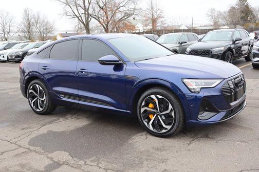 2022 Audi e-tron Sportback S line Premium Plus